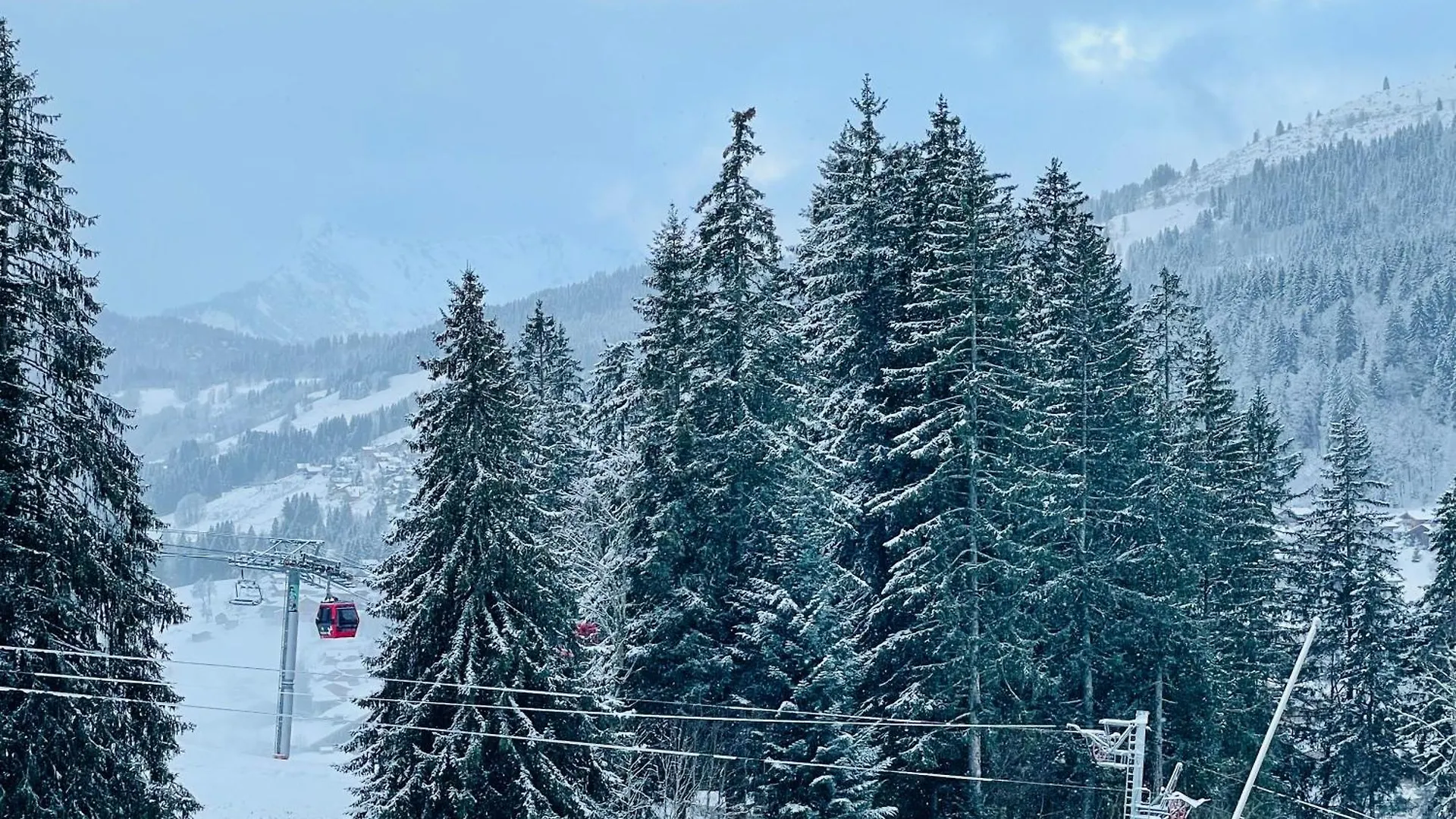 Apartment Studio Ski Aux Pieds Vue Superbe Sur Les Pistes Les Gets